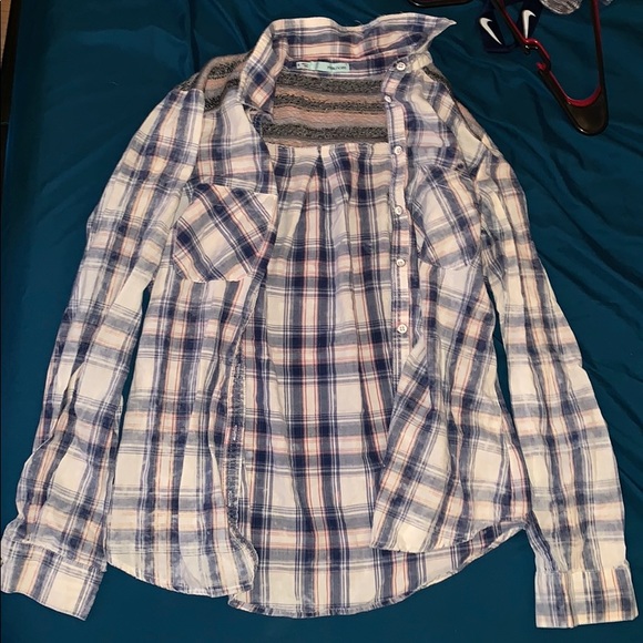 Flannel shirt - Picture 1 of 3